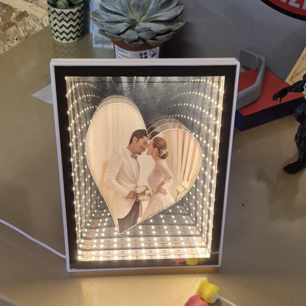 Tablou Oglindă Infinity cu LED – efect 3D spectaculos